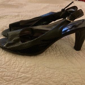 etienne aigner heels